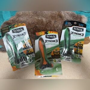 Schick Xtreme3 Sensitive Razors 4ct or 6ct (each)